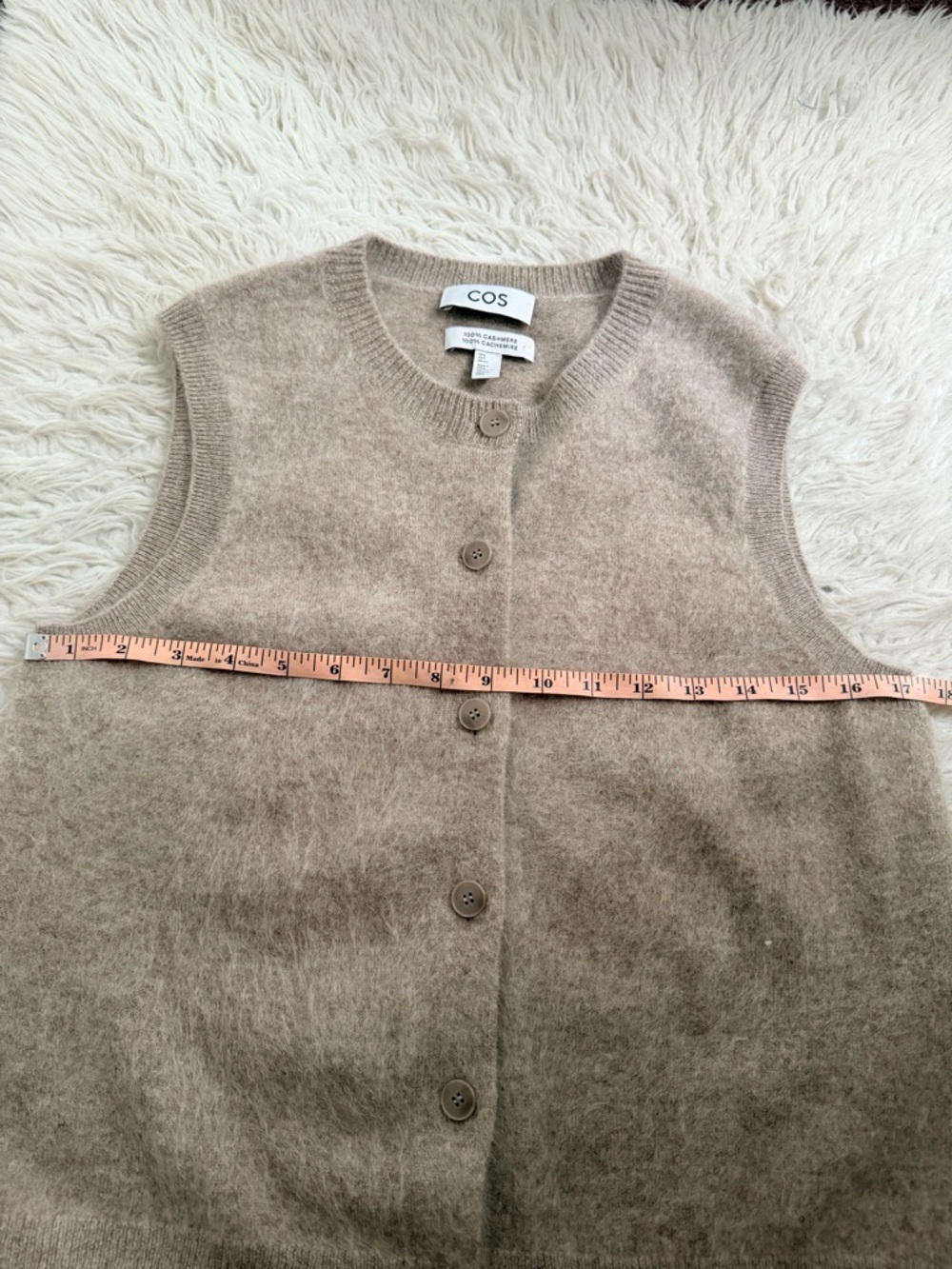 COS Brushed Cashmere Vest - Biege - Picture 7 of 7